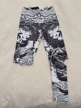 GearBunch White Mythical Dragon Illustration Graphic Print Leggings